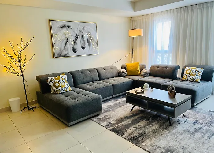 Balqis Residense Palm Jumeirah,Pool, Beach, Top Floor, Full Sea View, Restaurants